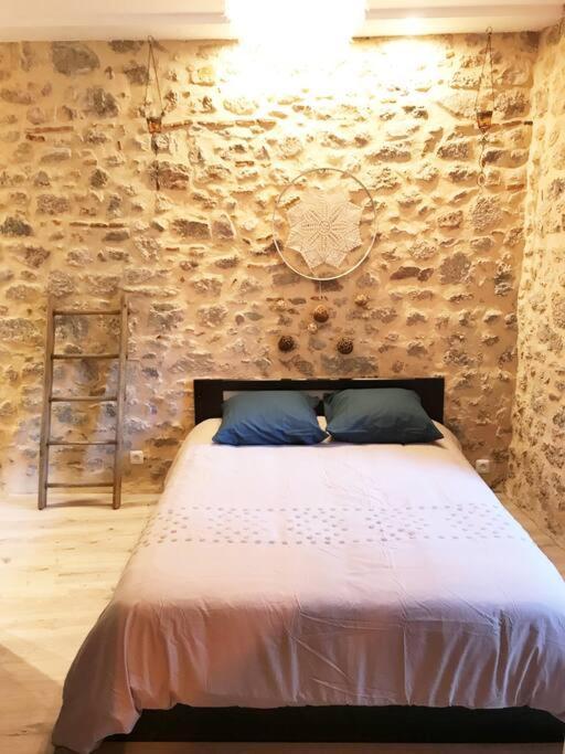 Du Haut Des Remparts Brigueuil 外观 照片
